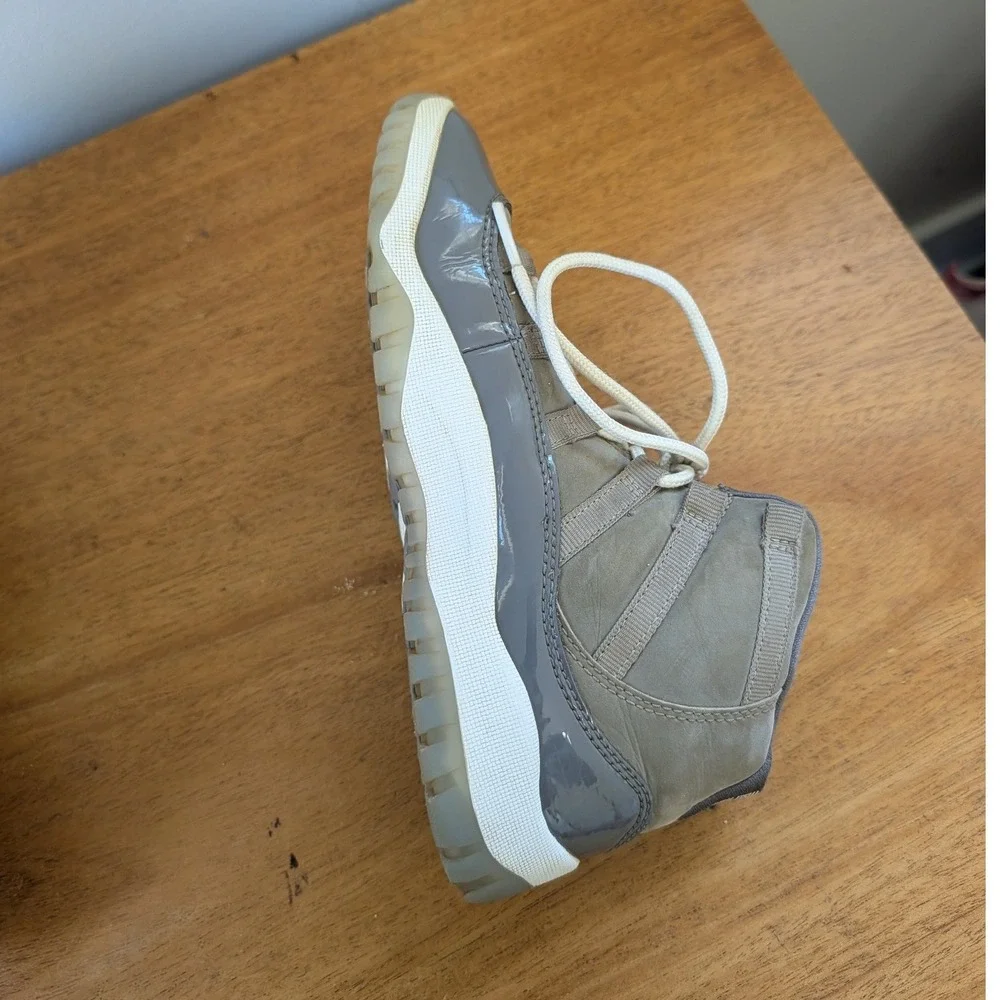 Air Jordan 11 Retro Cool Grey GS Youth Sneakers 378039-005 Size 3Y‎